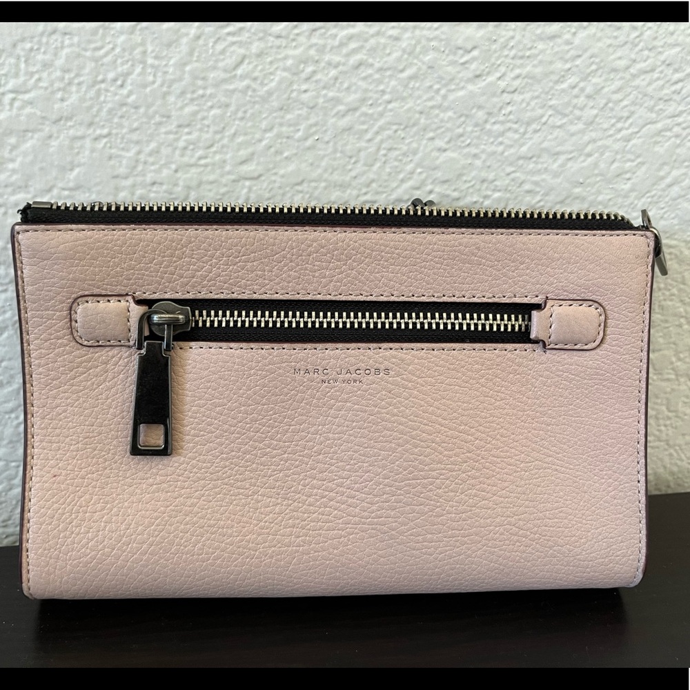 Marc Jacobs Small Gotham Leather Crossbody Wallet
